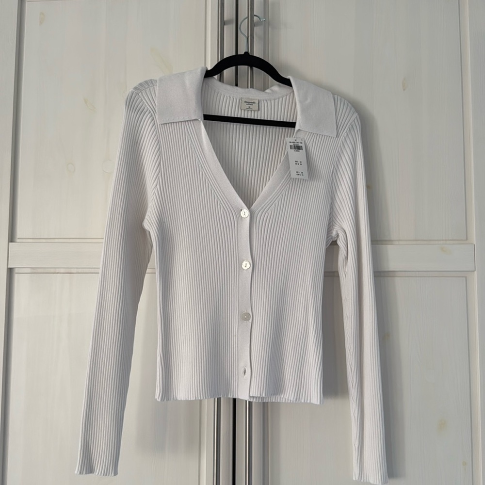 NWT Abercrombie Sweater